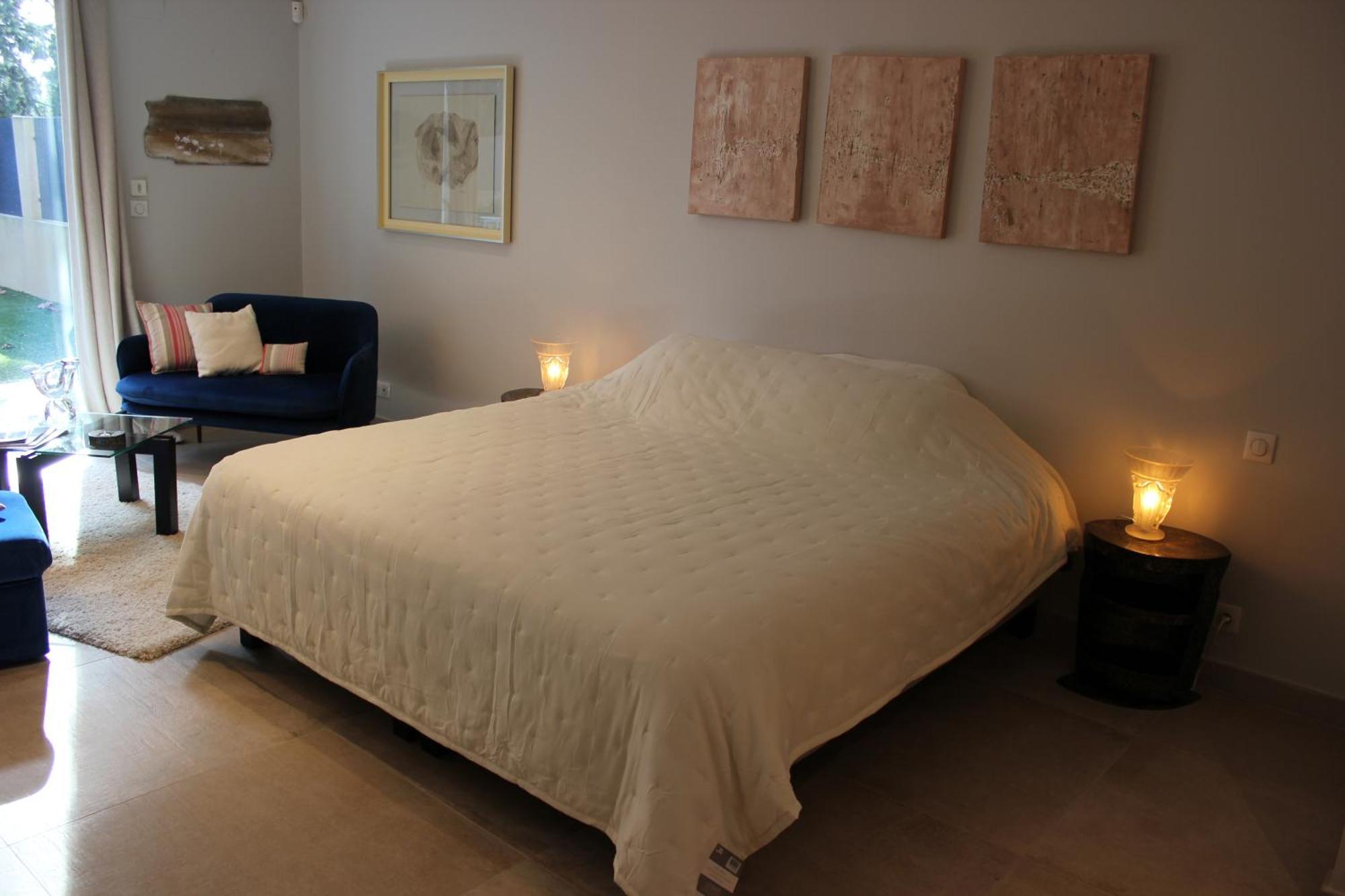 Mas Paloma Couette-café 4*