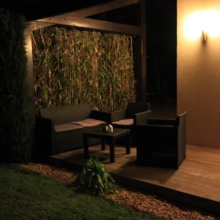 Mas Paloma Bed & Breakfast Rognonas Exterior photo